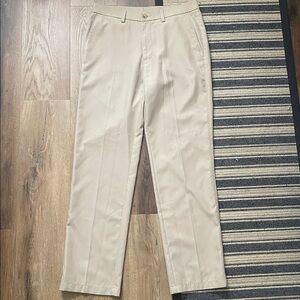 Haggar Men's Light Tan Straight Fit Pants flat front 32x32